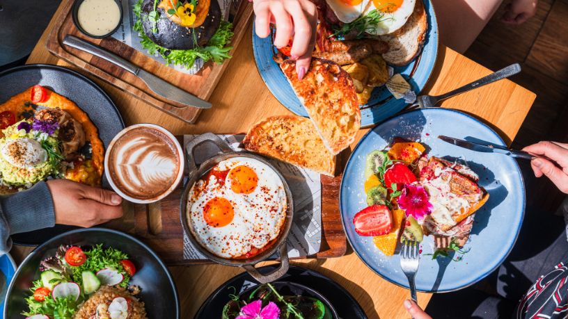 A spread of cooked breakfast food.